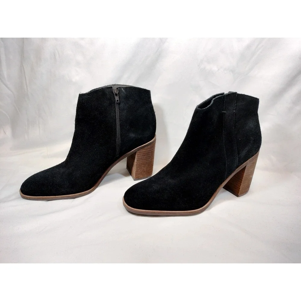 Lucky Brand Pinkton Black Suede Ankle Boots w/Block Heel & Side Zip‎